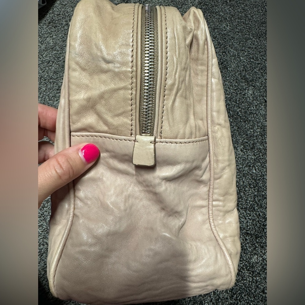 Prada vintage leather handbag - Picture 10 of 17